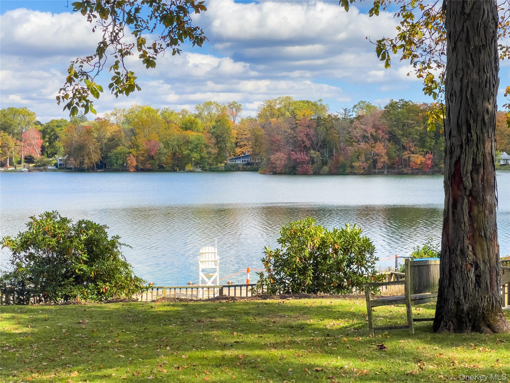 #20 photo, 4 Field End Lane, Eastchester , NY 10709