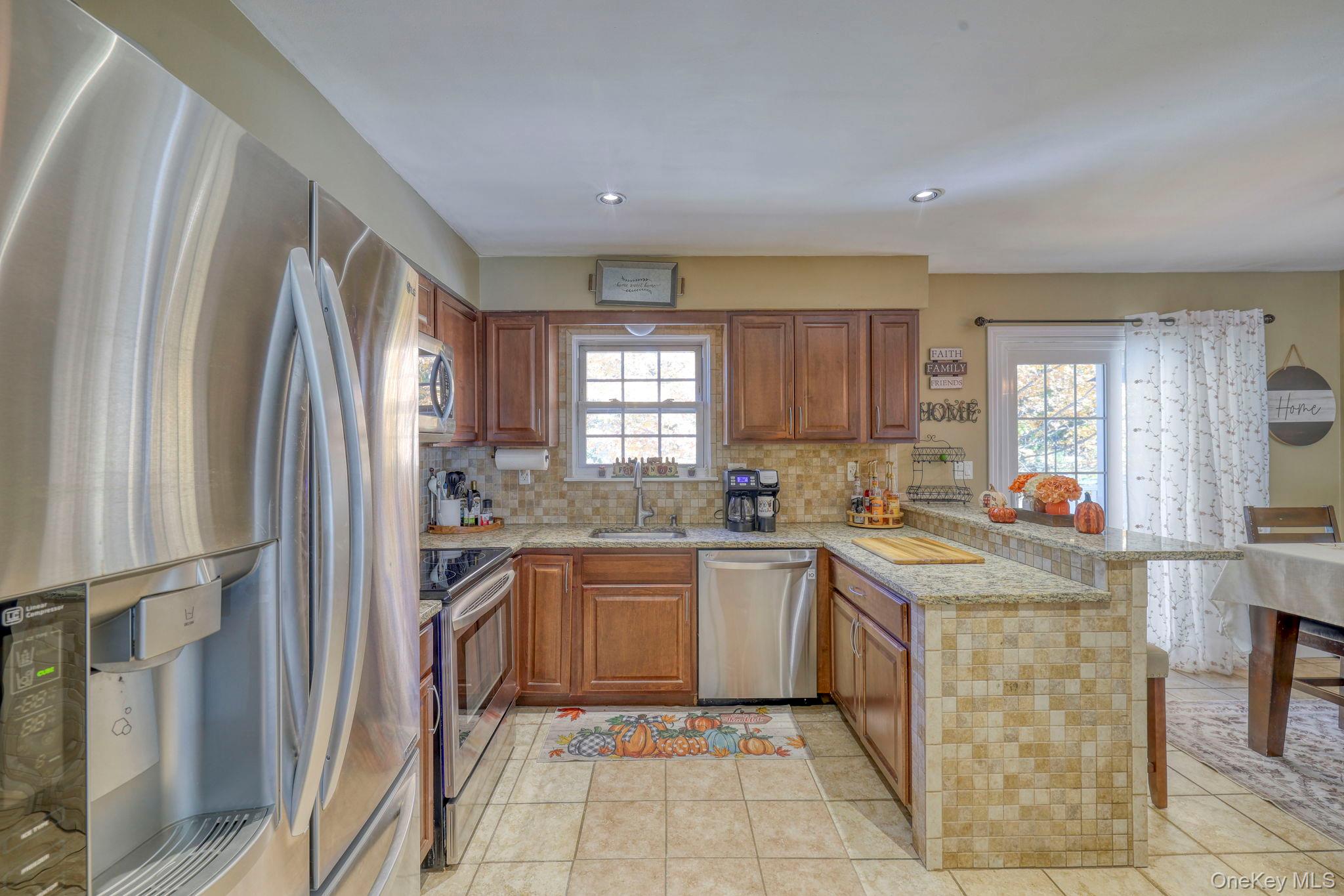 #12 photo, 120 Blanche Avenue, New Windsor , NY 12553