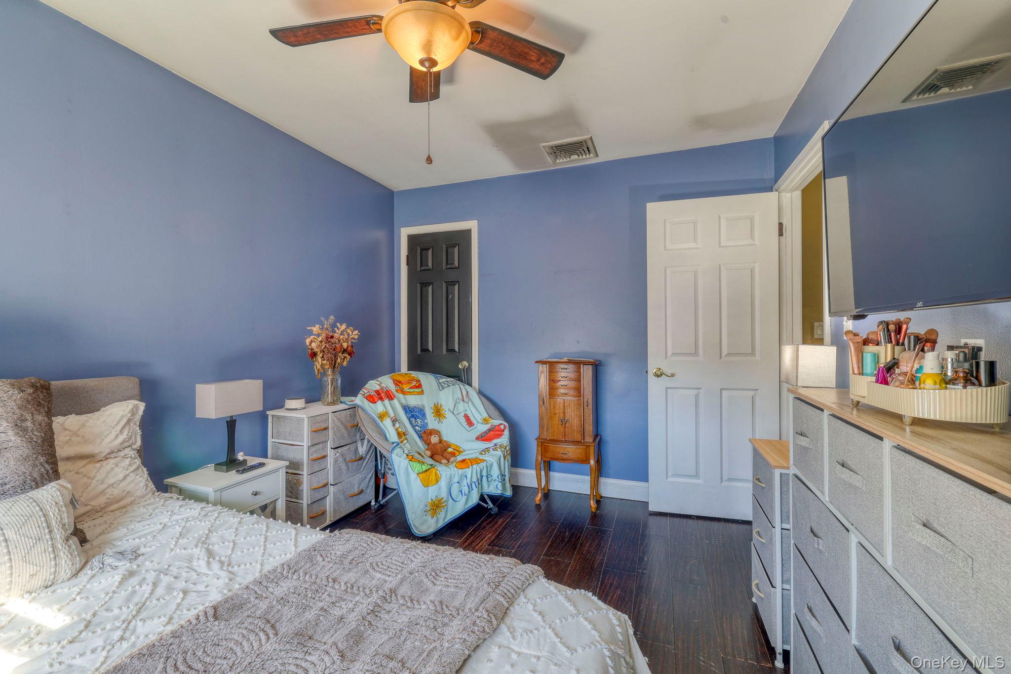 #18 photo, 120 Blanche Avenue, New Windsor , NY 12553