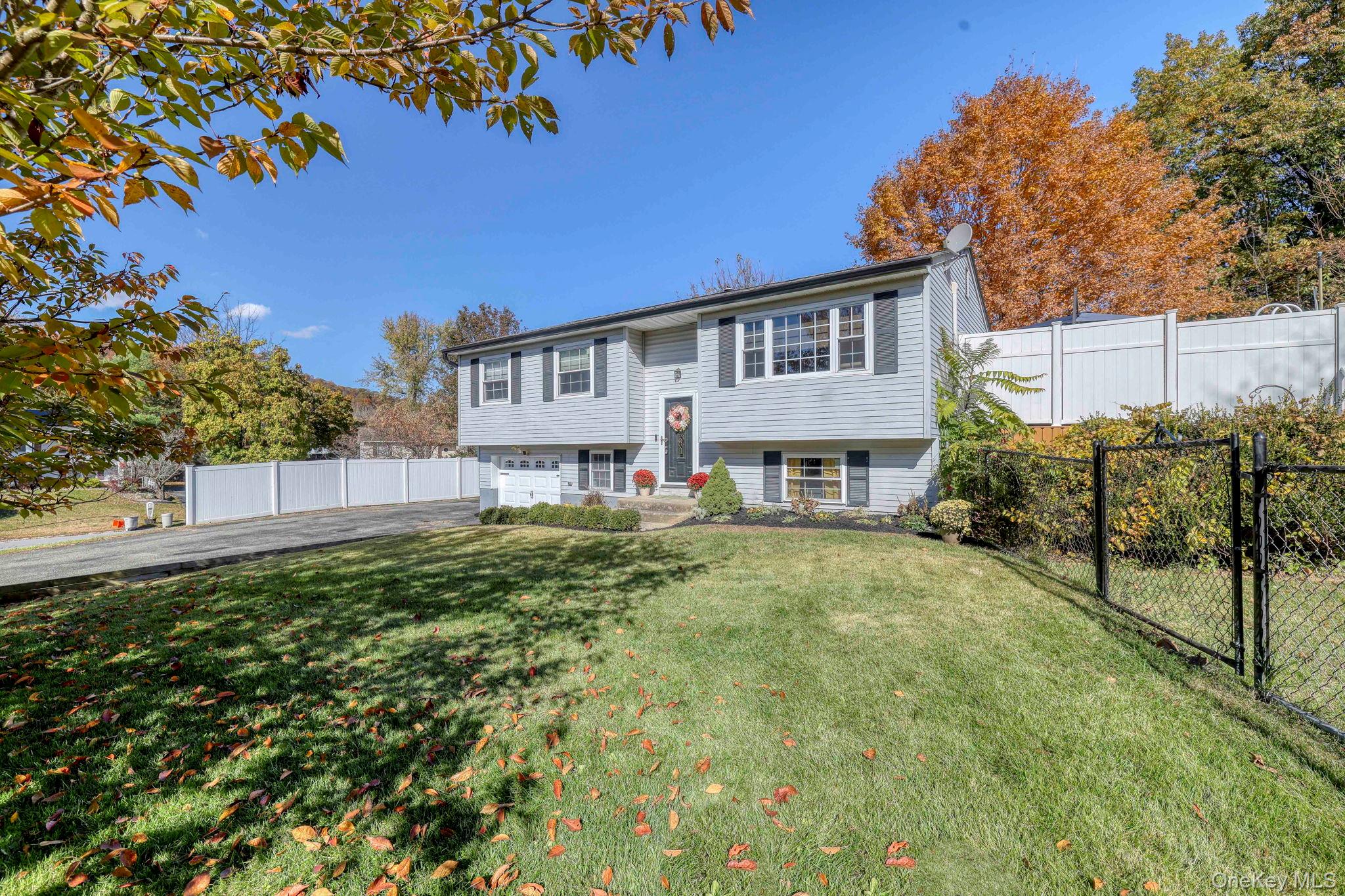 #2 photo, 120 Blanche Avenue, New Windsor , NY 12553