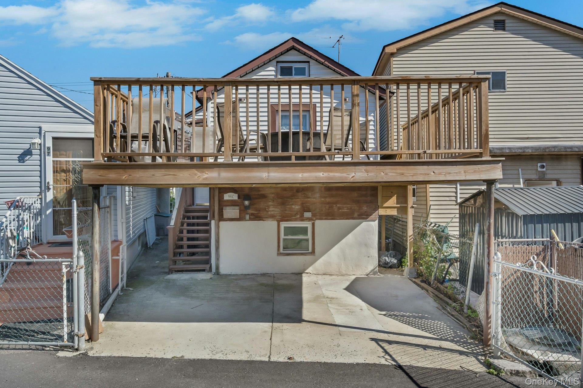 #1 photo, 96 C Edgewater Park, ブロンクス区 Bronx , NY 10465