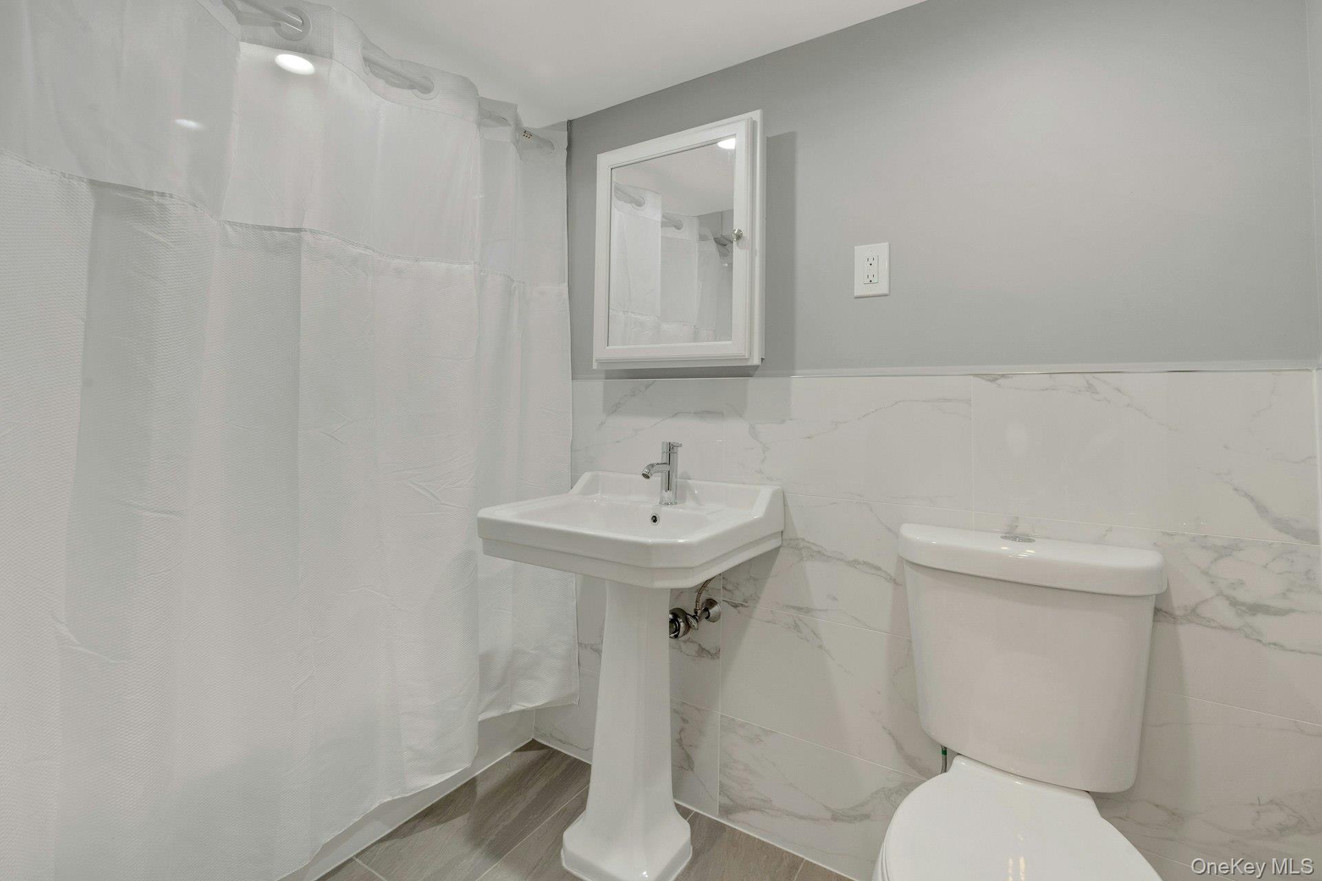 #18 photo, 96 C Edgewater Park, ブロンクス区 Bronx , NY 10465