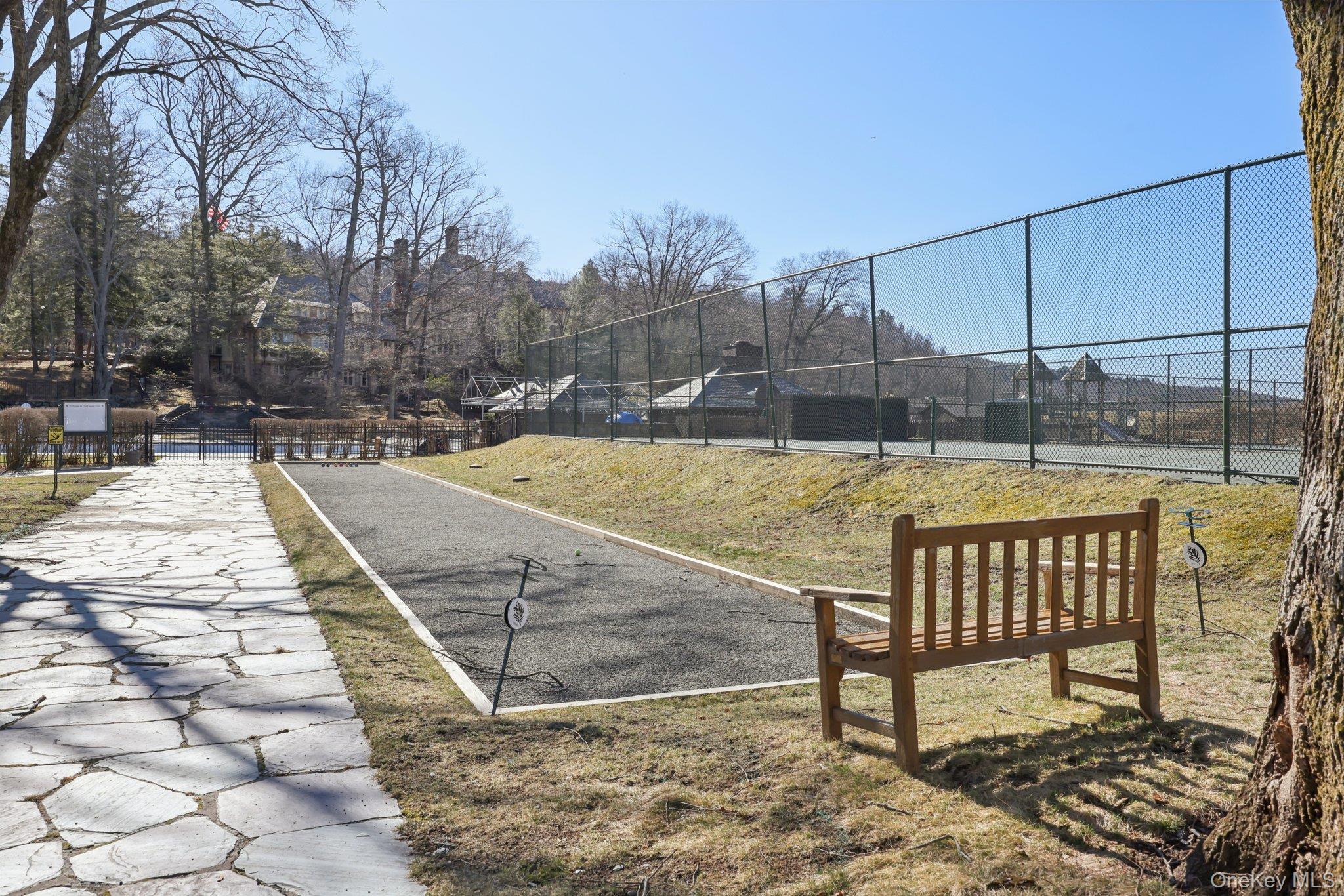 #12 photo, Serpentine Road, Tuxedo Park , NY 10987