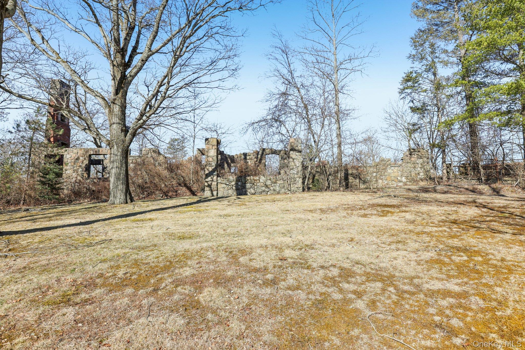 #2 photo, Serpentine Road, Tuxedo Park , NY 10987