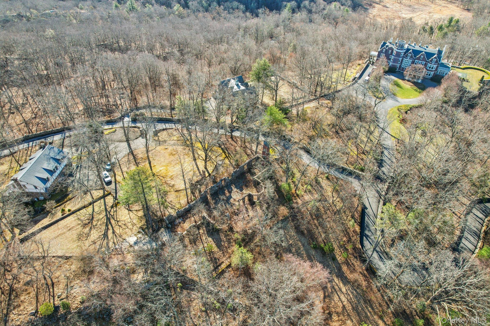 #6 photo, Serpentine Road, Tuxedo Park , NY 10987