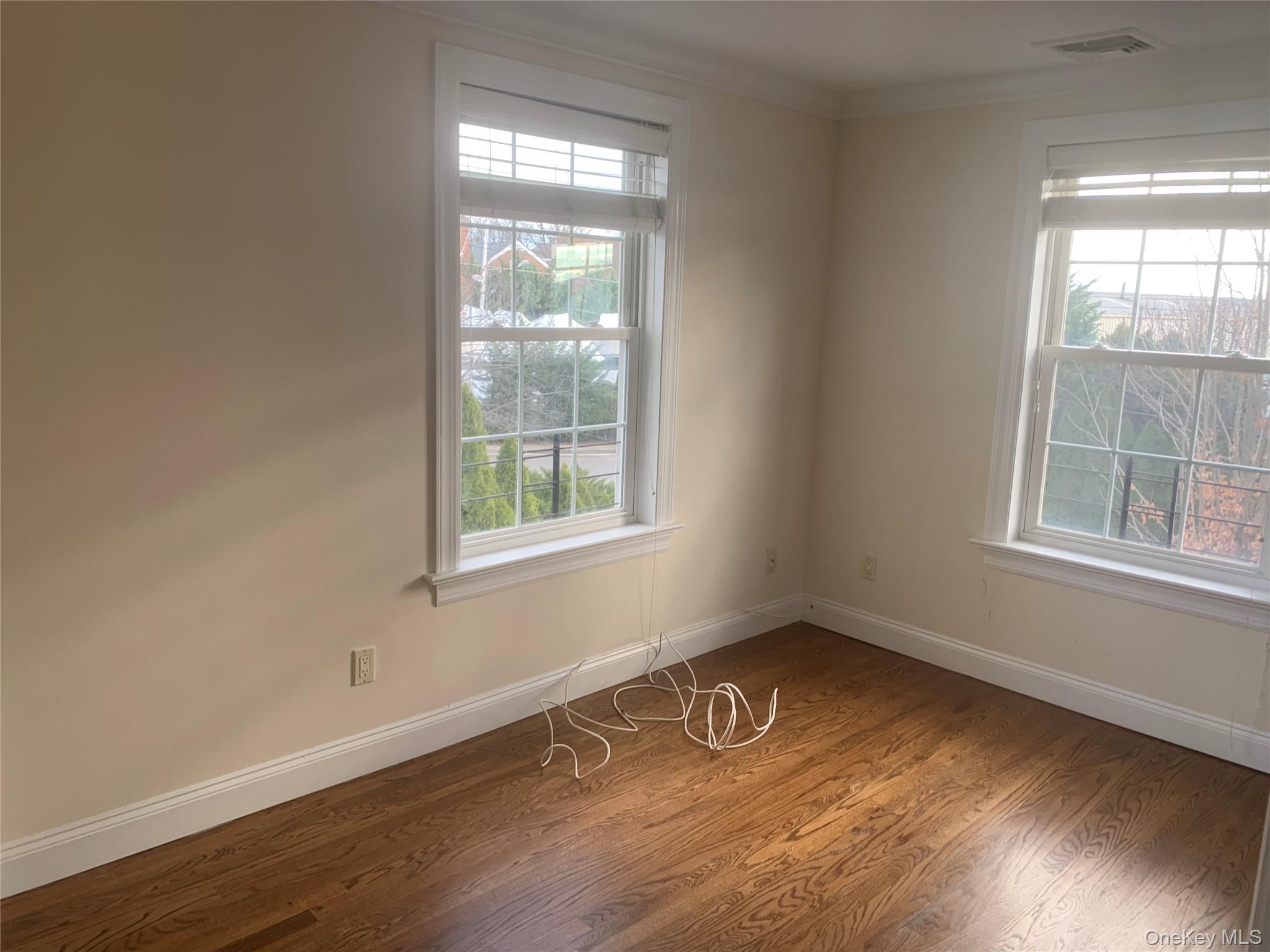 #6 photo, 28 Nautilus Place, New Rochelle , NY 10805