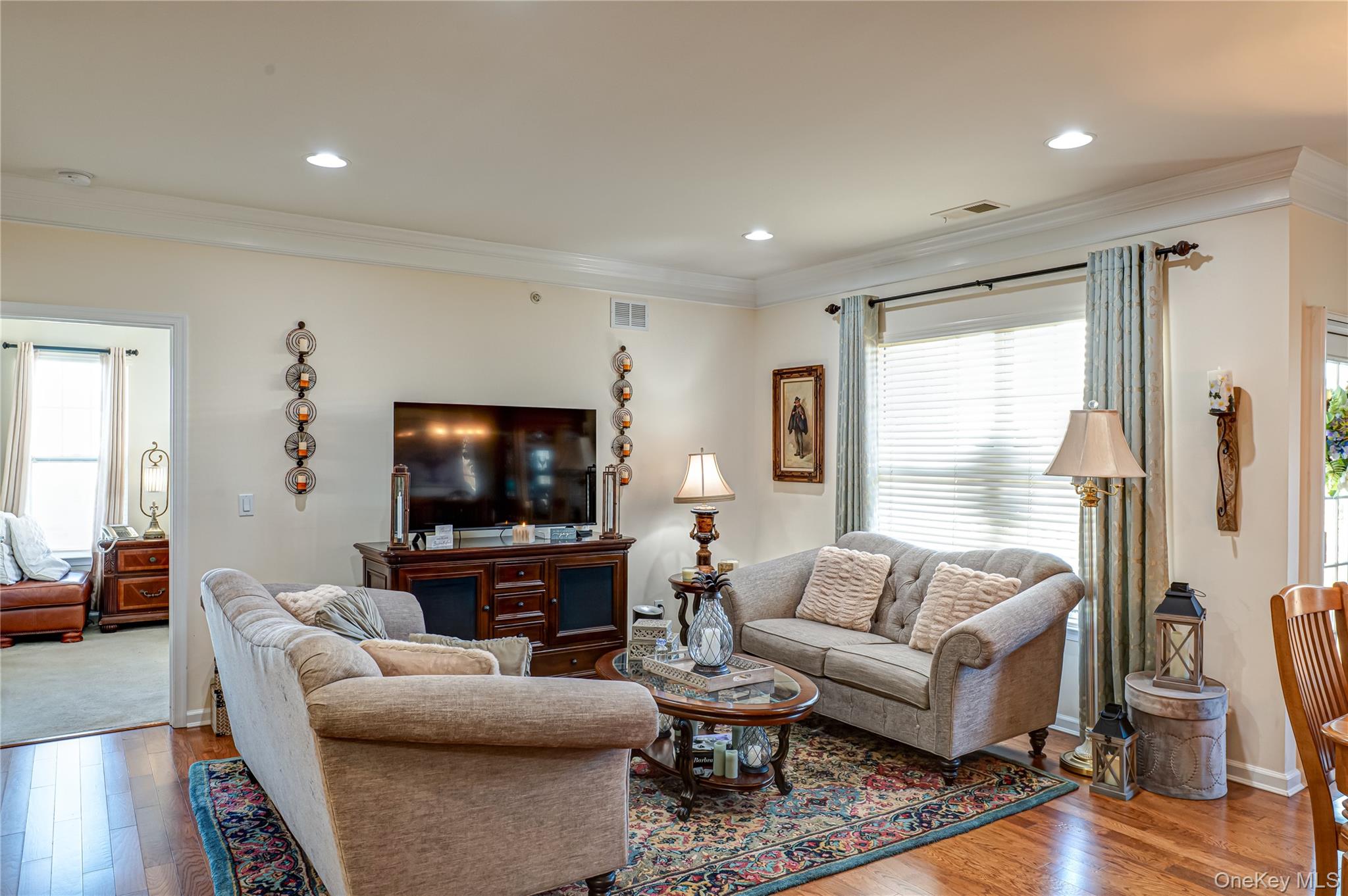 #7 photo, 636 Saxton Court, サフォーク郡 Central Islip , NY 11722