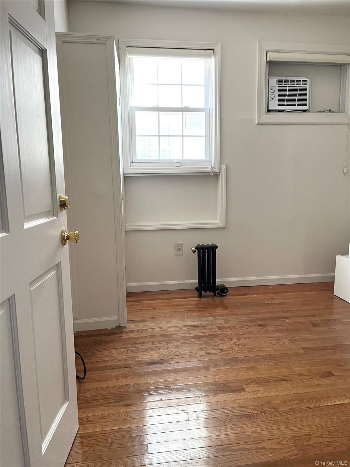 #3 photo, 10733 115th Street, Richmond Hill S. , NY 11419