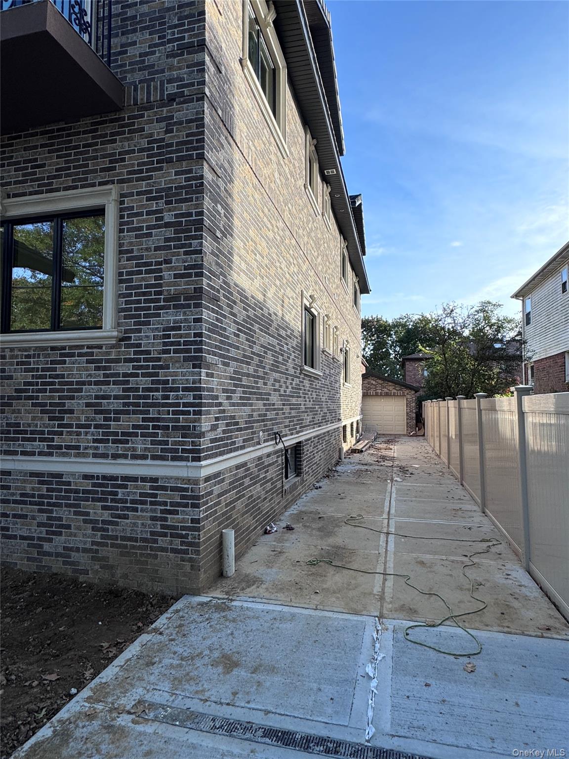 #3 photo, 17-11 201 Street, Bayside , NY 11360