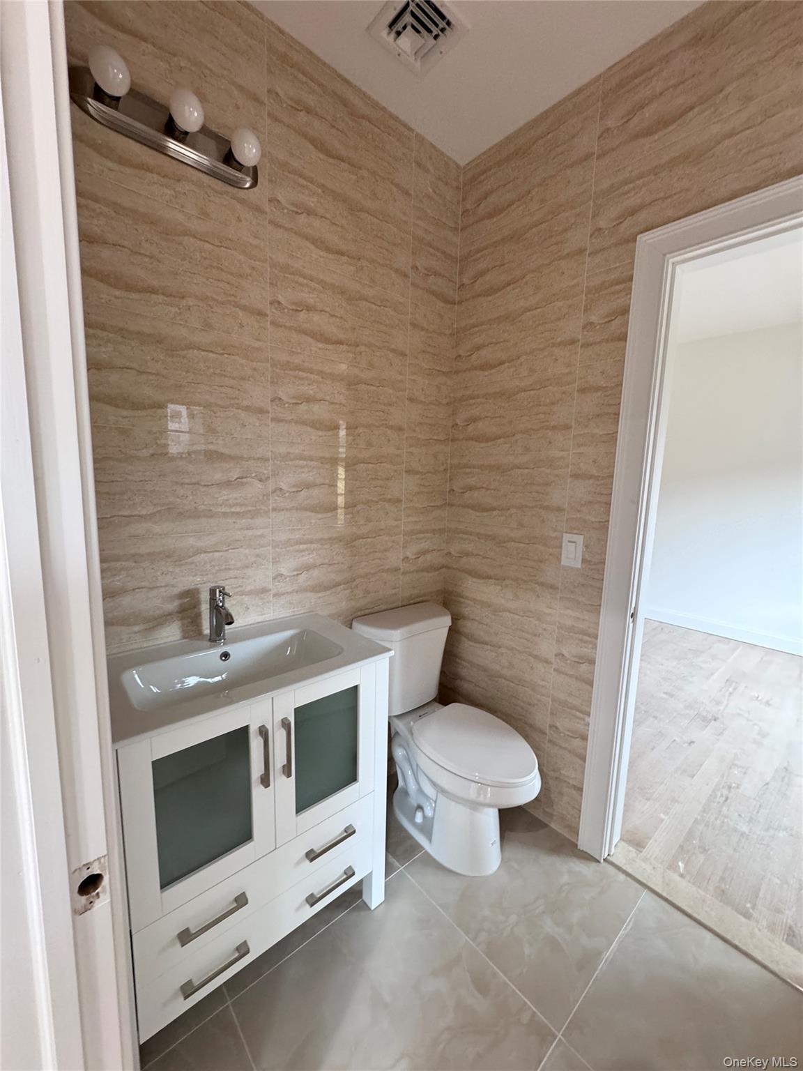 #6 photo, 17-11 201 Street, Bayside , NY 11360