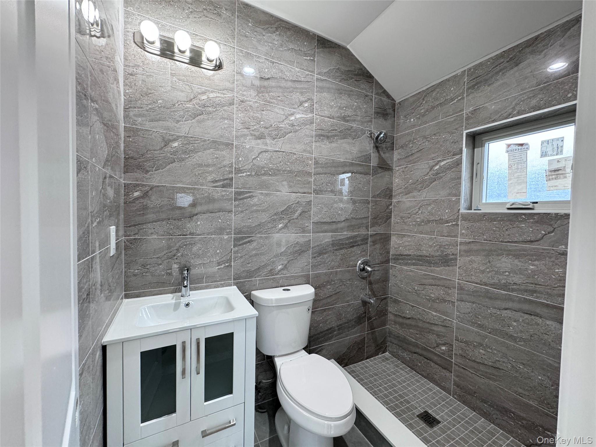 #8 photo, 17-11 201 Street, Bayside , NY 11360