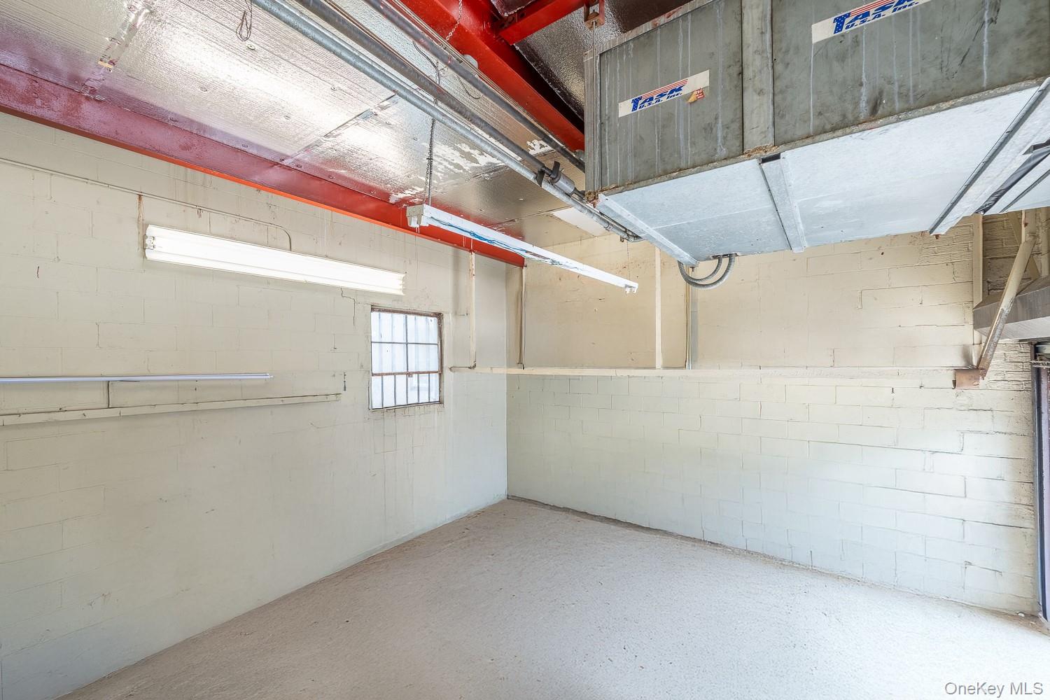 #20 photo, 23-39 Astoria Boulevard, クイーンズ区 Astoria , NY 11102