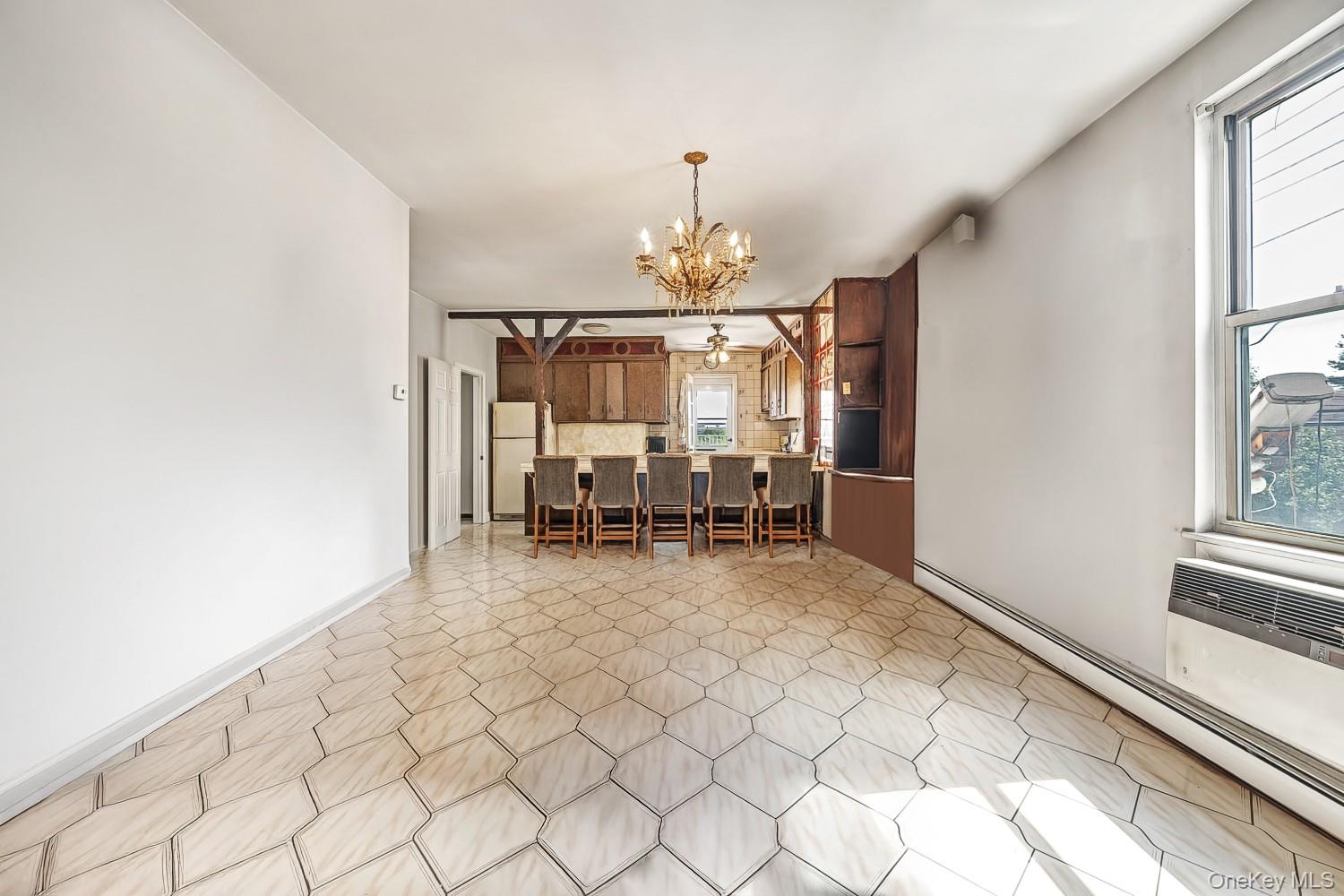 #3 photo, 23-39 Astoria Boulevard, クイーンズ区 Astoria , NY 11102