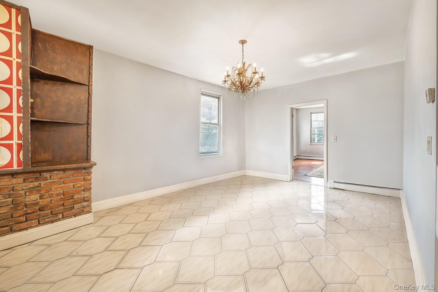 #5 photo, 23-39 Astoria Boulevard, クイーンズ区 Astoria , NY 11102