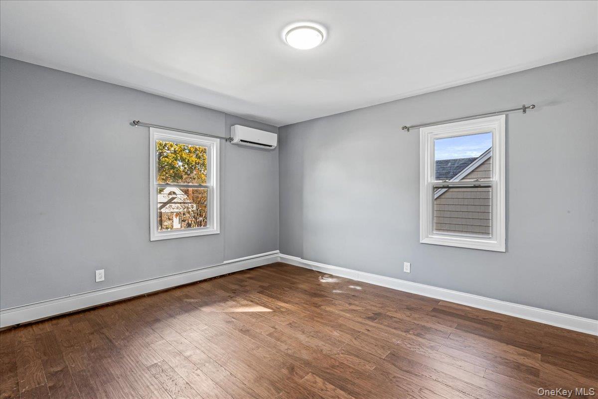 #10 photo, 56 Whittier Street, ナッソー郡 Lynbrook , NY 11563