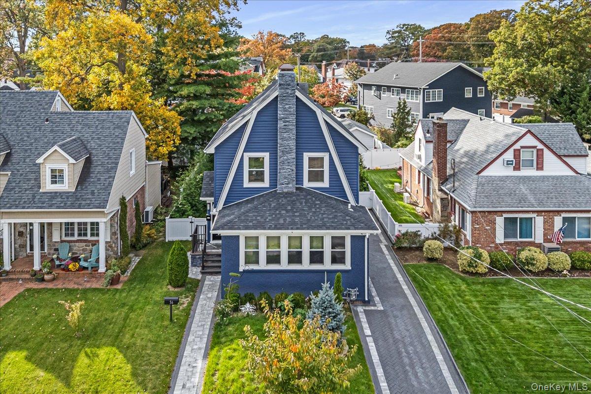 #3 photo, 56 Whittier Street, ナッソー郡 Lynbrook , NY 11563