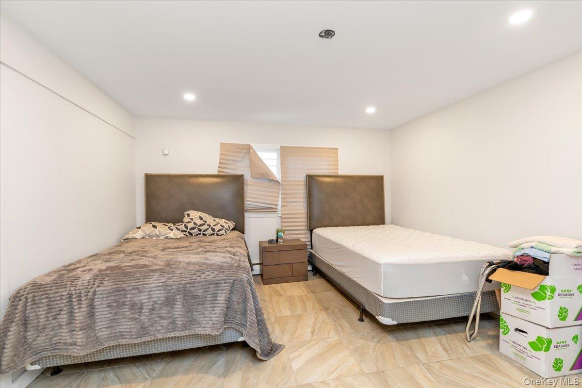 #14 photo, 817 Glenridge Avenue, ナッソー郡 North Woodmere , NY 11581