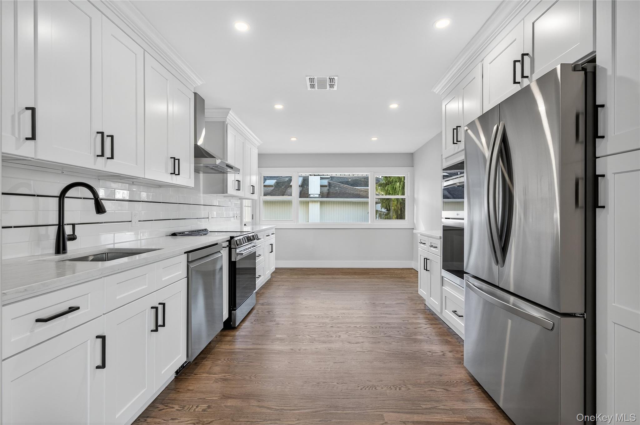 #7 photo, 28 Maytime Drive, Jericho , NY 11753