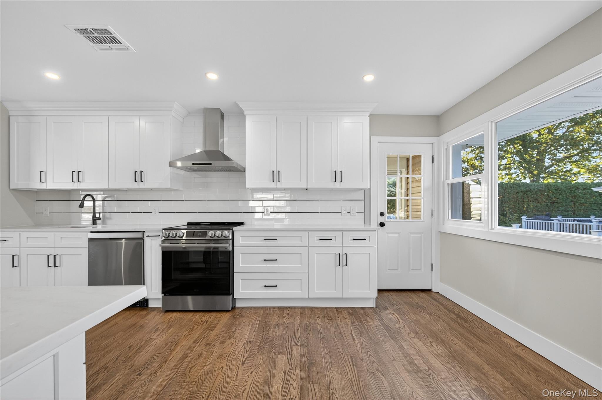 #9 photo, 28 Maytime Drive, Jericho , NY 11753