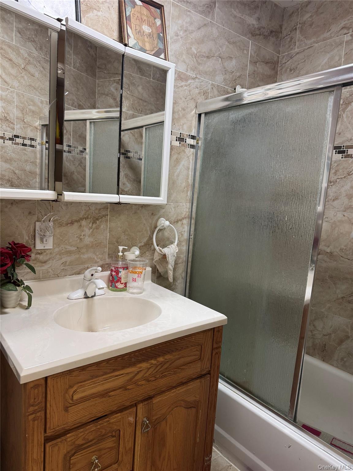 #18 photo, 191 Grant Avenue, ブルックリン区 Brooklyn , NY 11208