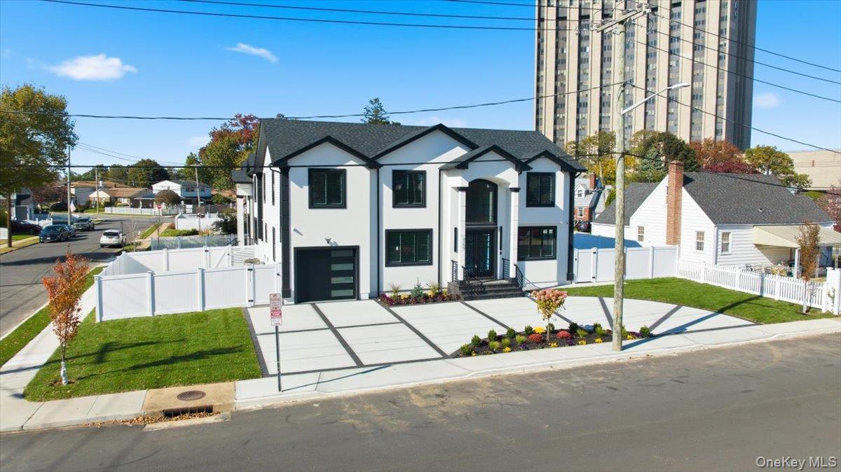 #3 photo, 2159 Franklin Avenue, East Meadow , NY 11554