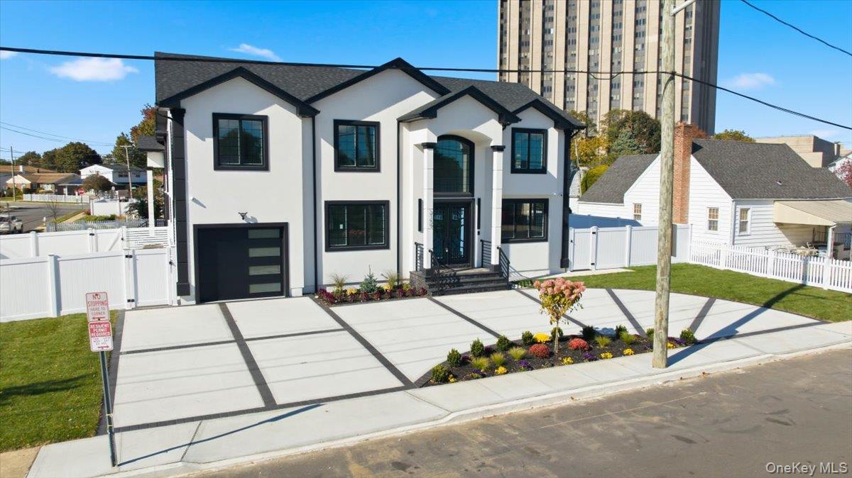 #4 photo, 2159 Franklin Avenue, East Meadow , NY 11554