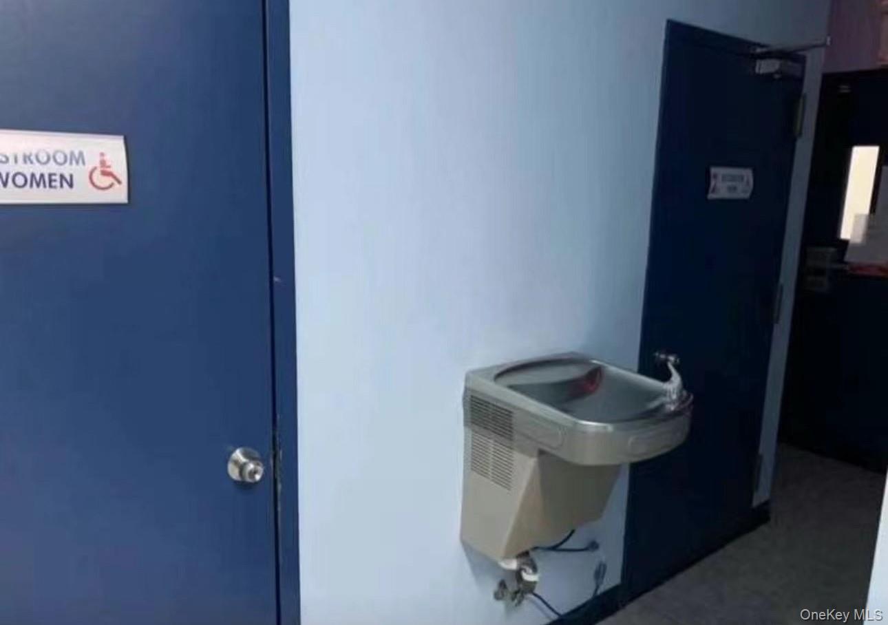 #5 photo, 37-14 Main Street, クイーンズ区 Flushing , NY 11354