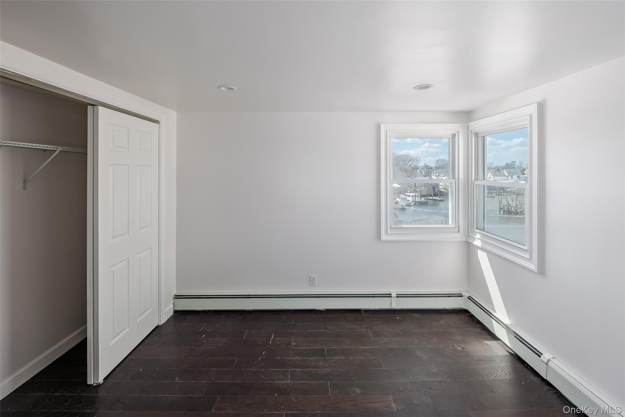 #12 photo, 33 Dock Drive, Freeport , NY 11520