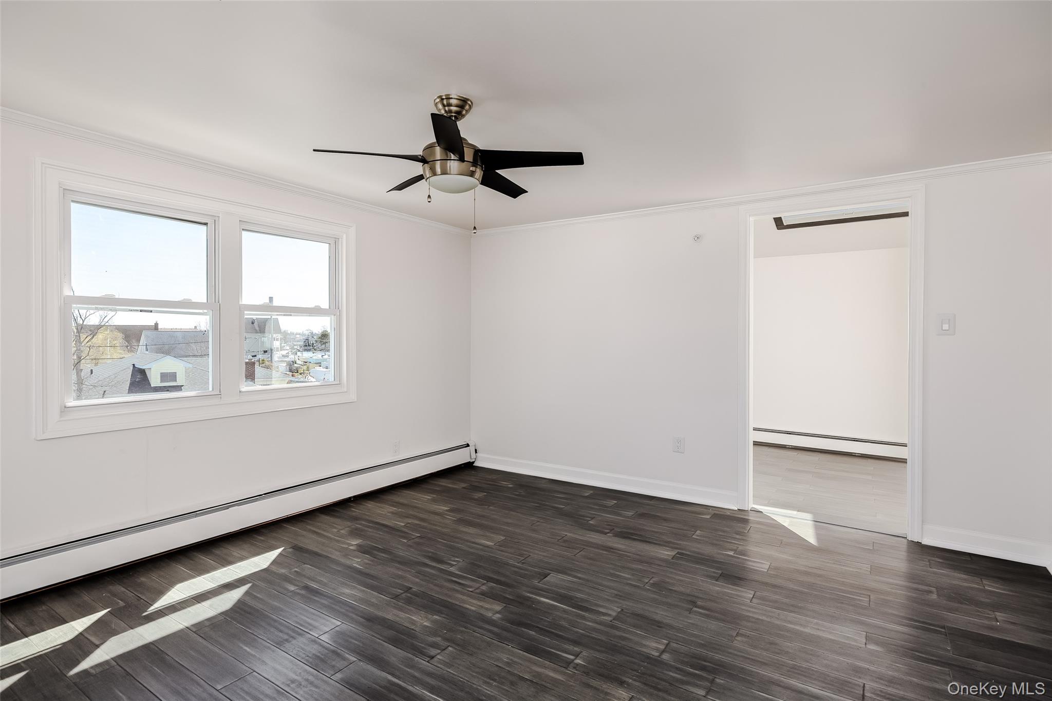 #19 photo, 33 Dock Drive, Freeport , NY 11520