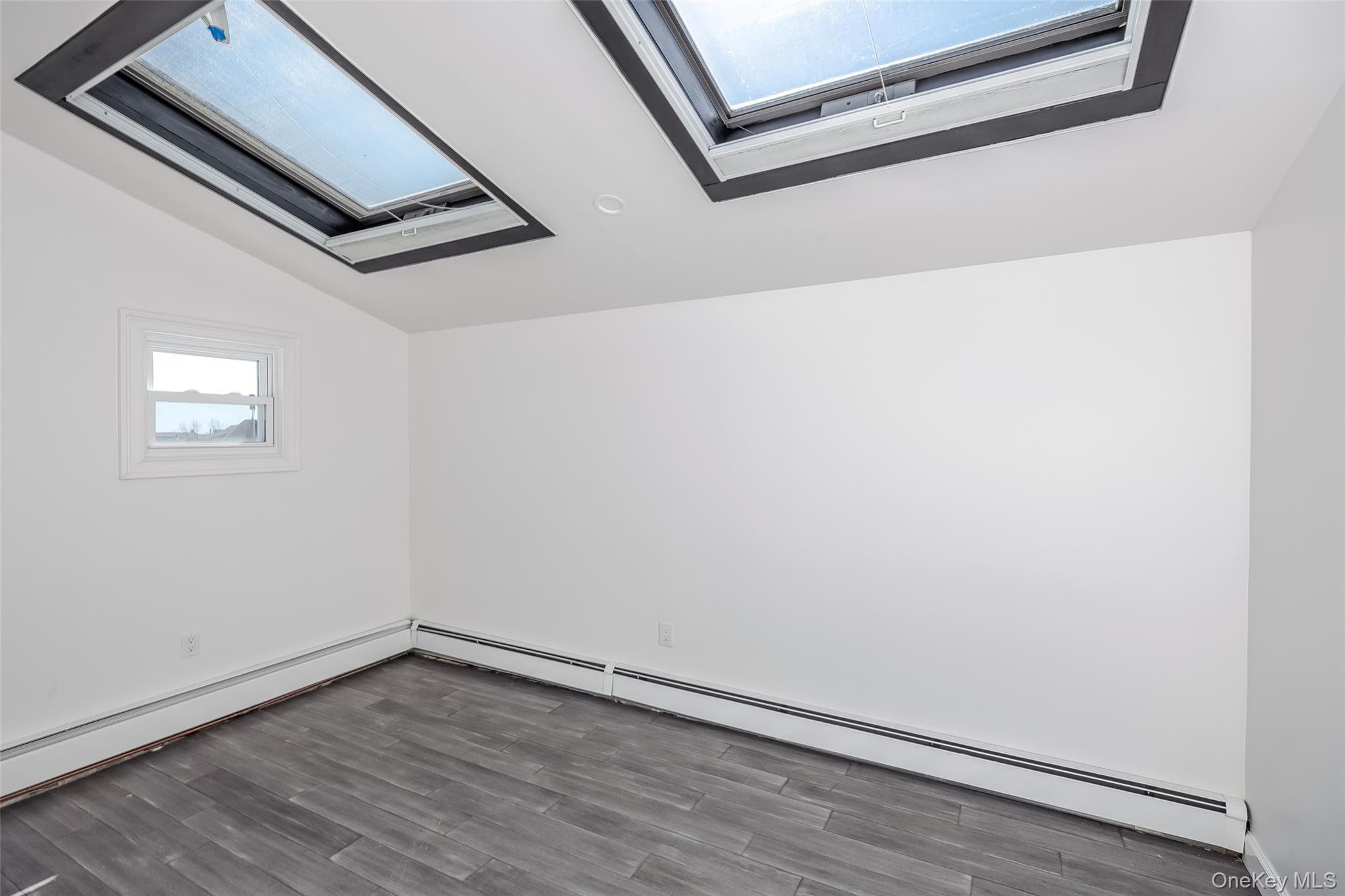 #20 photo, 33 Dock Drive, Freeport , NY 11520