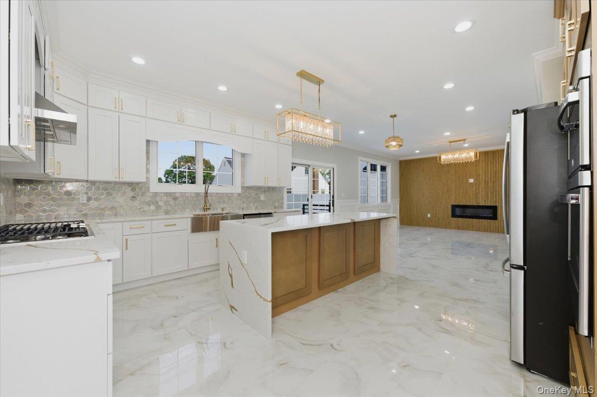 #12 photo, 2235 1st Street, East Meadow , NY 11554