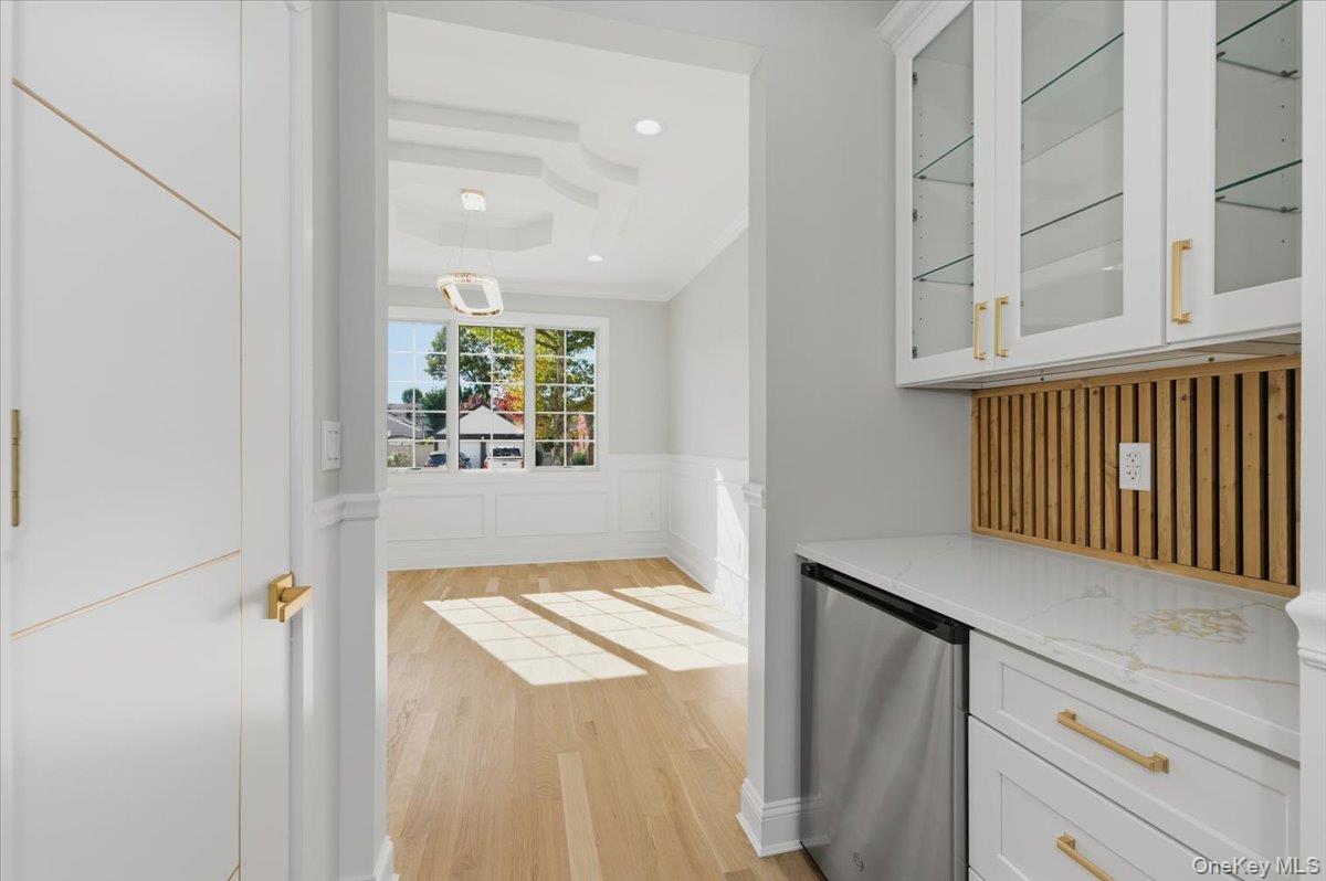 #15 photo, 2235 1st Street, East Meadow , NY 11554