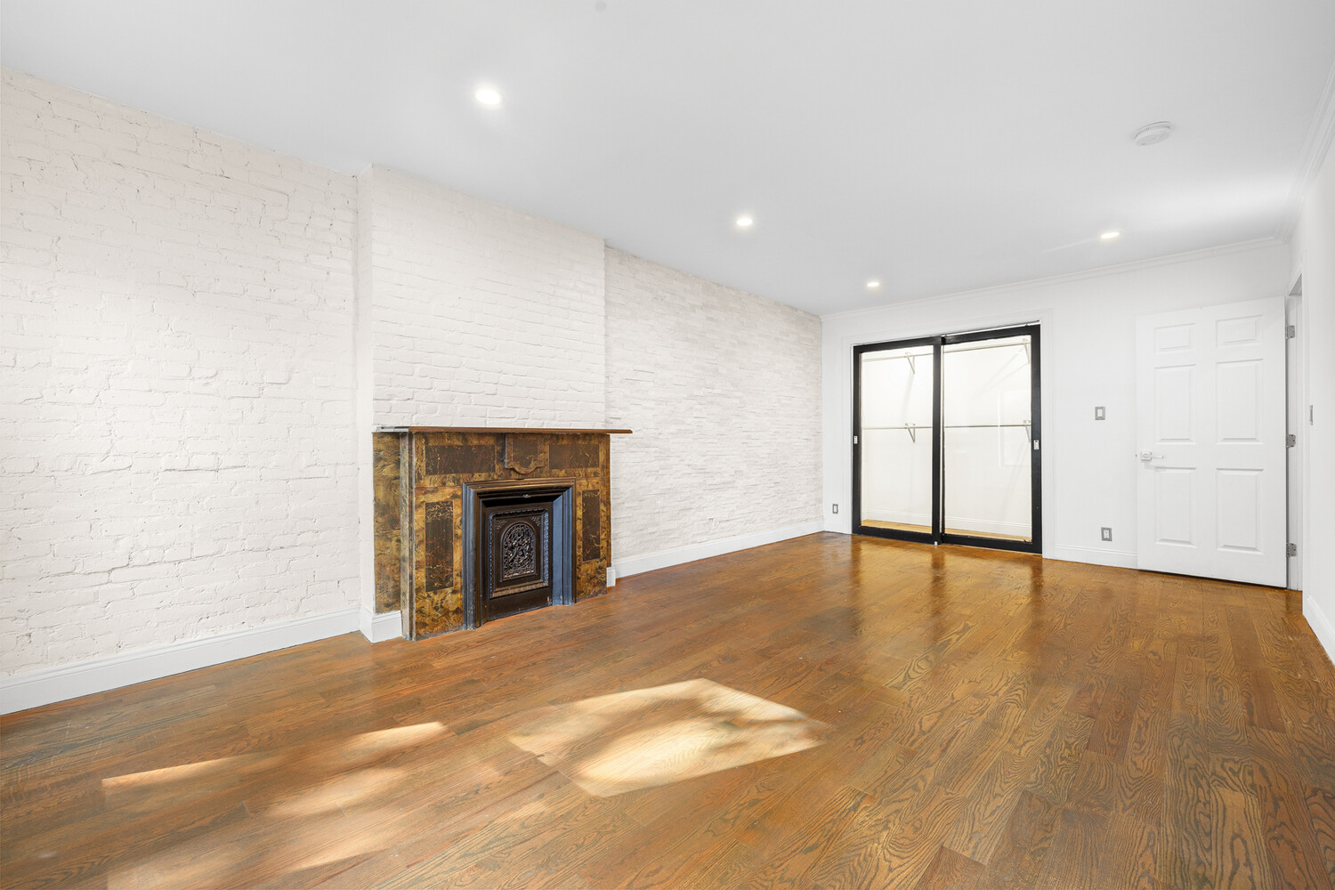 #11 photo, 308 CLIFTON Place, Bedford-Stuyvesant , NY 11216