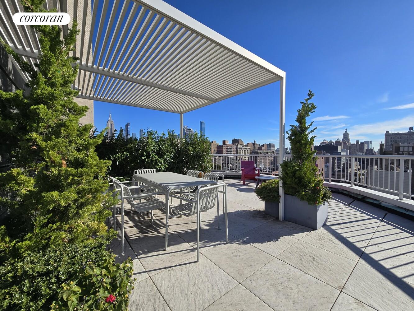 #8 photo, 101 W 12TH Street, Greenwich Village , NY 10011