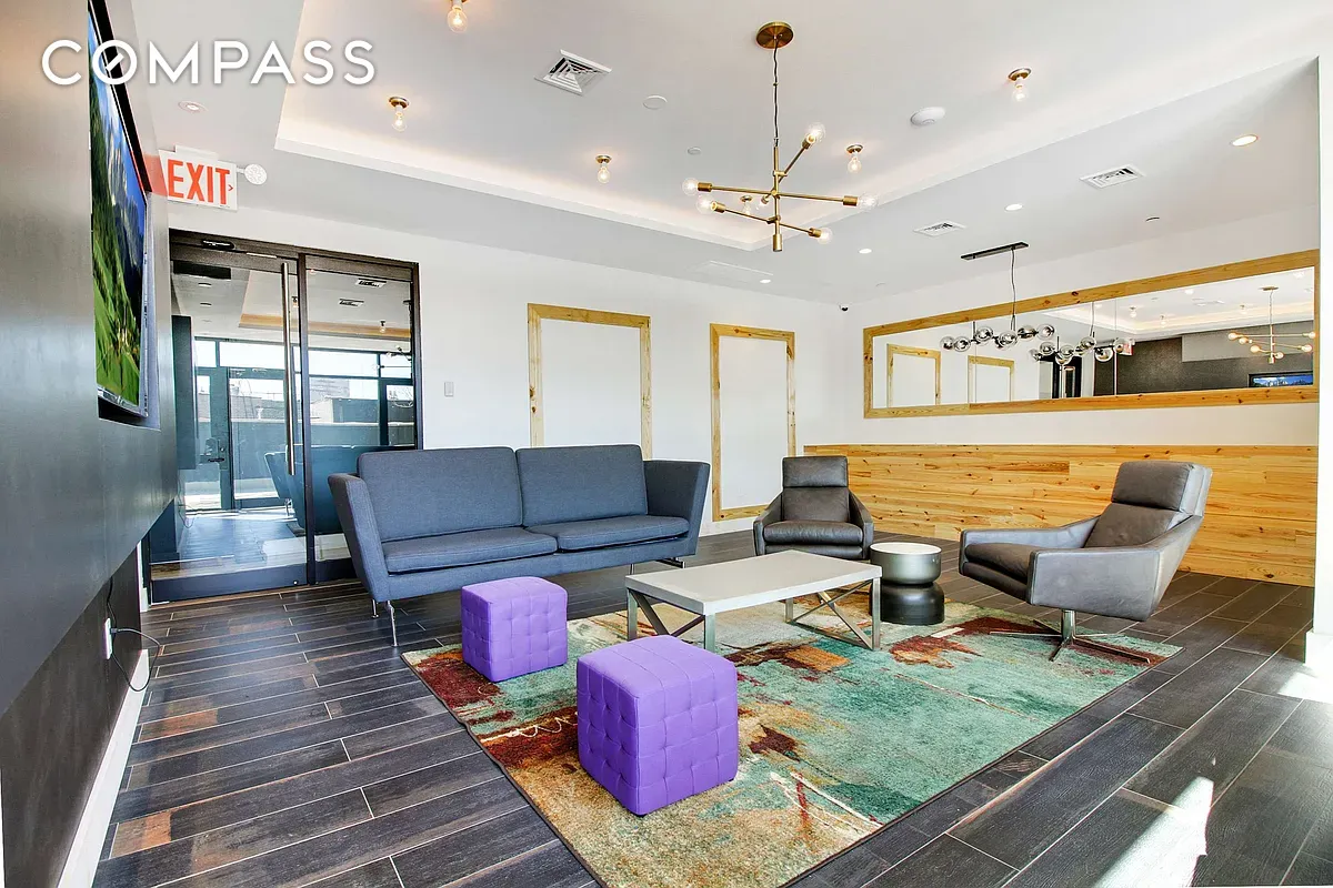 #10 photo, Ridgewood, クイーンズ区 Ridgewood , NY 11385