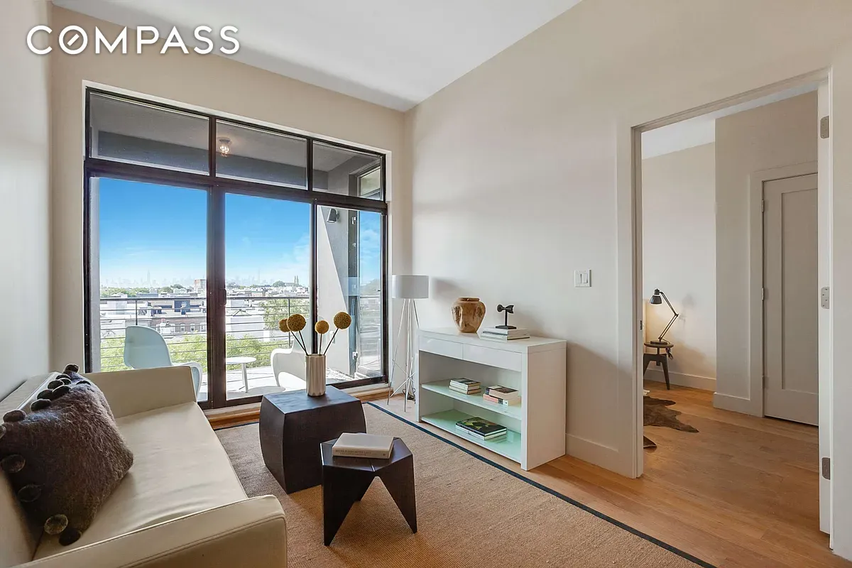 #4 photo, Ridgewood, クイーンズ区 Ridgewood , NY 11385