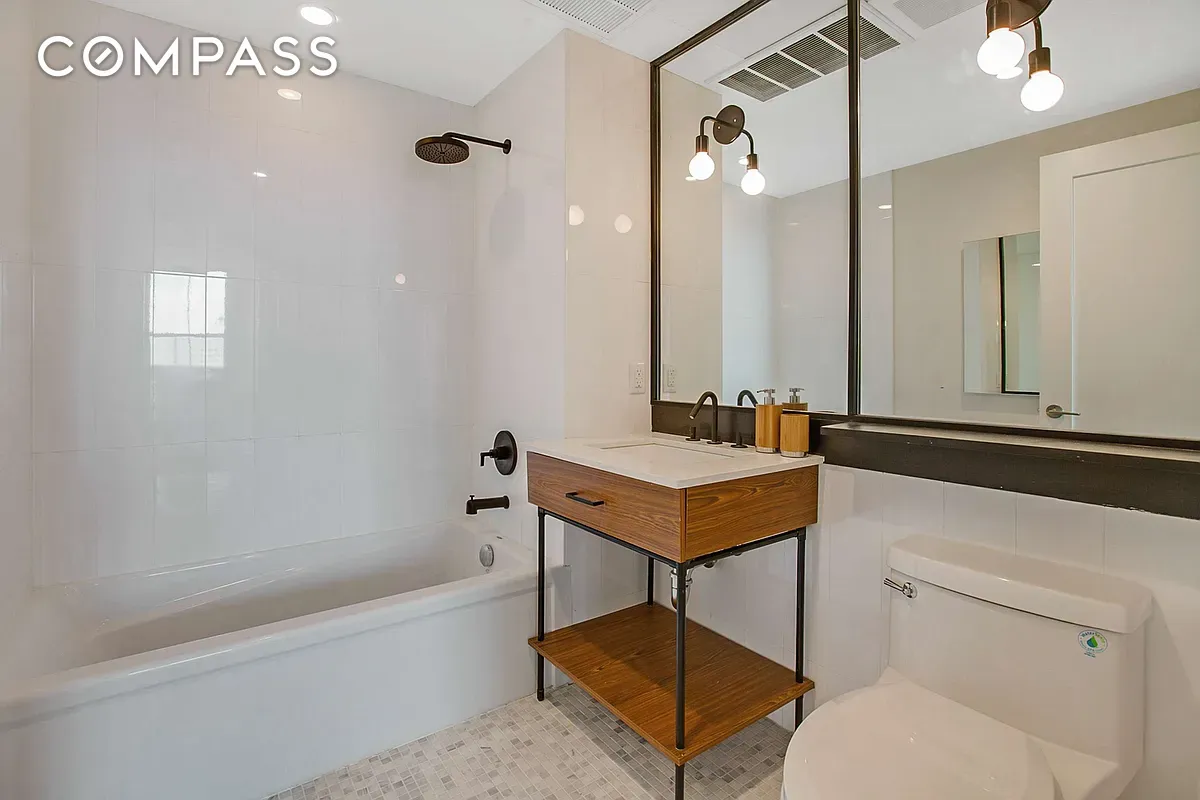 #7 photo, Ridgewood, クイーンズ区 Ridgewood , NY 11385