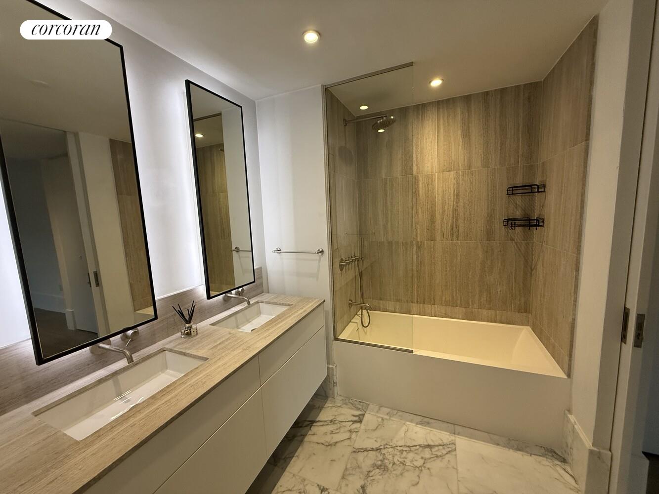 #3 photo, Brooklyn, ブルックリン区 Williamsburg,South , NY 11249