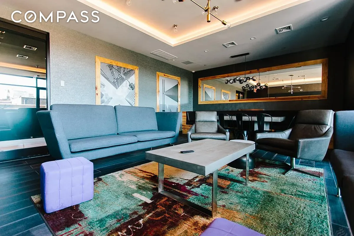 #10 photo, Ridgewood, クイーンズ区 Ridgewood , NY 11385