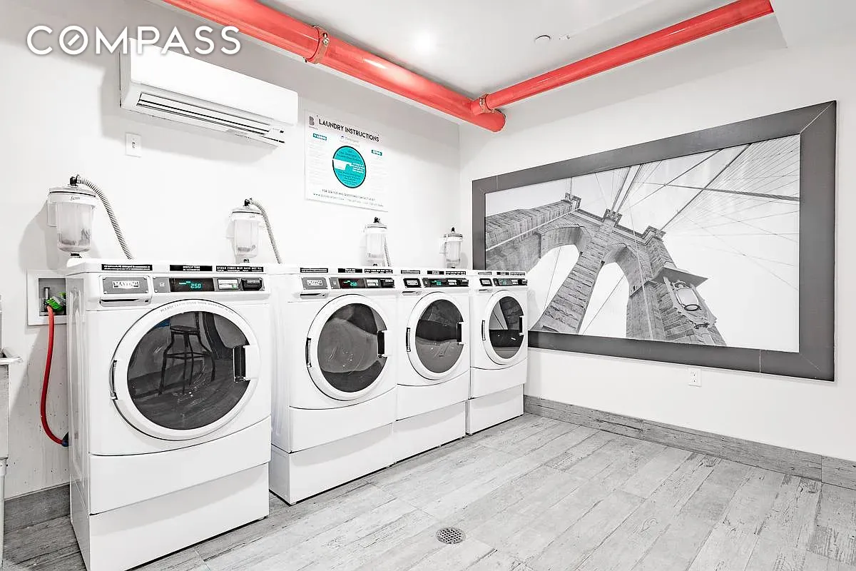 #13 photo, Ridgewood, クイーンズ区 Ridgewood , NY 11385