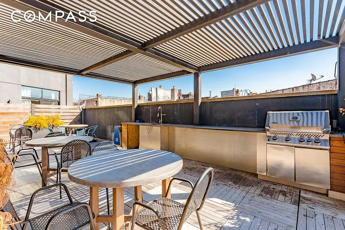 #16 photo, Ridgewood, クイーンズ区 Ridgewood , NY 11385