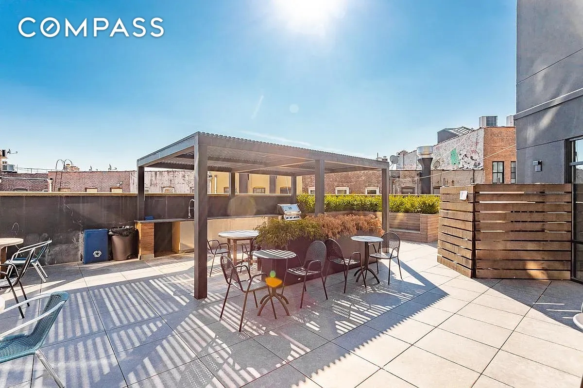 #18 photo, Ridgewood, クイーンズ区 Ridgewood , NY 11385