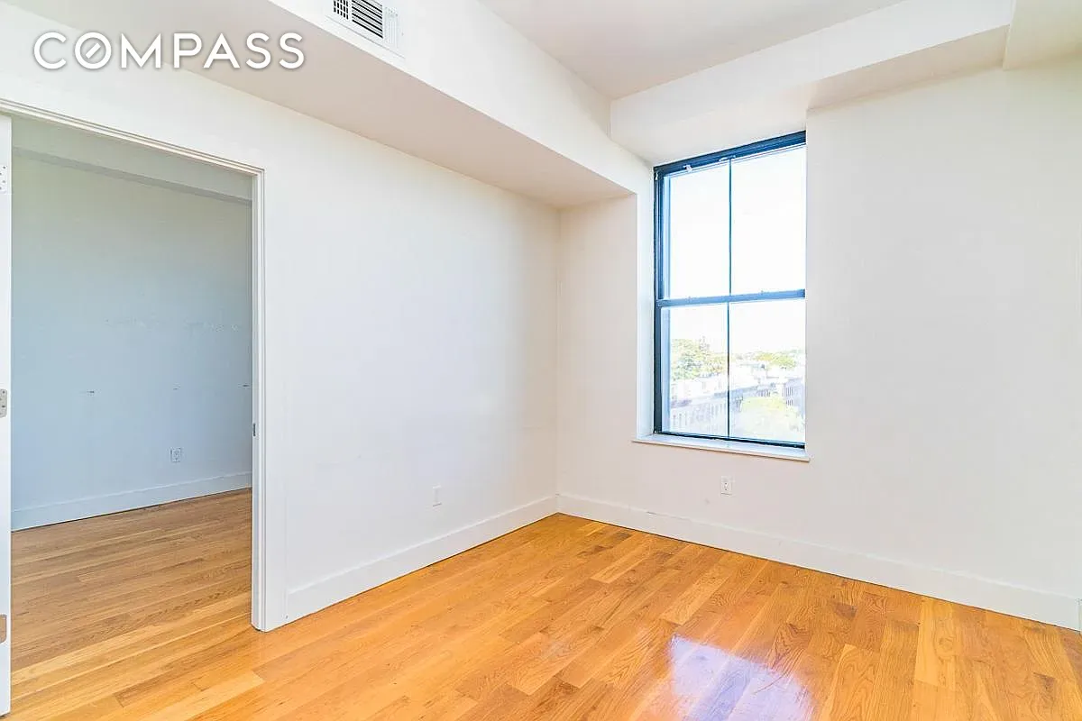 #5 photo, Ridgewood, クイーンズ区 Ridgewood , NY 11385