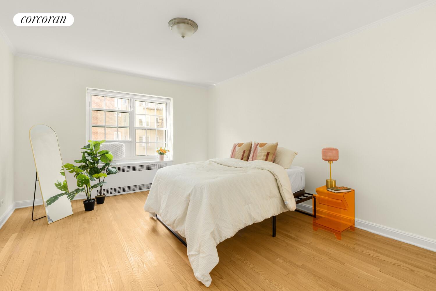 #5 photo, 35-24 78TH Street, クイーンズ区 Jackson Heights , NY 11372