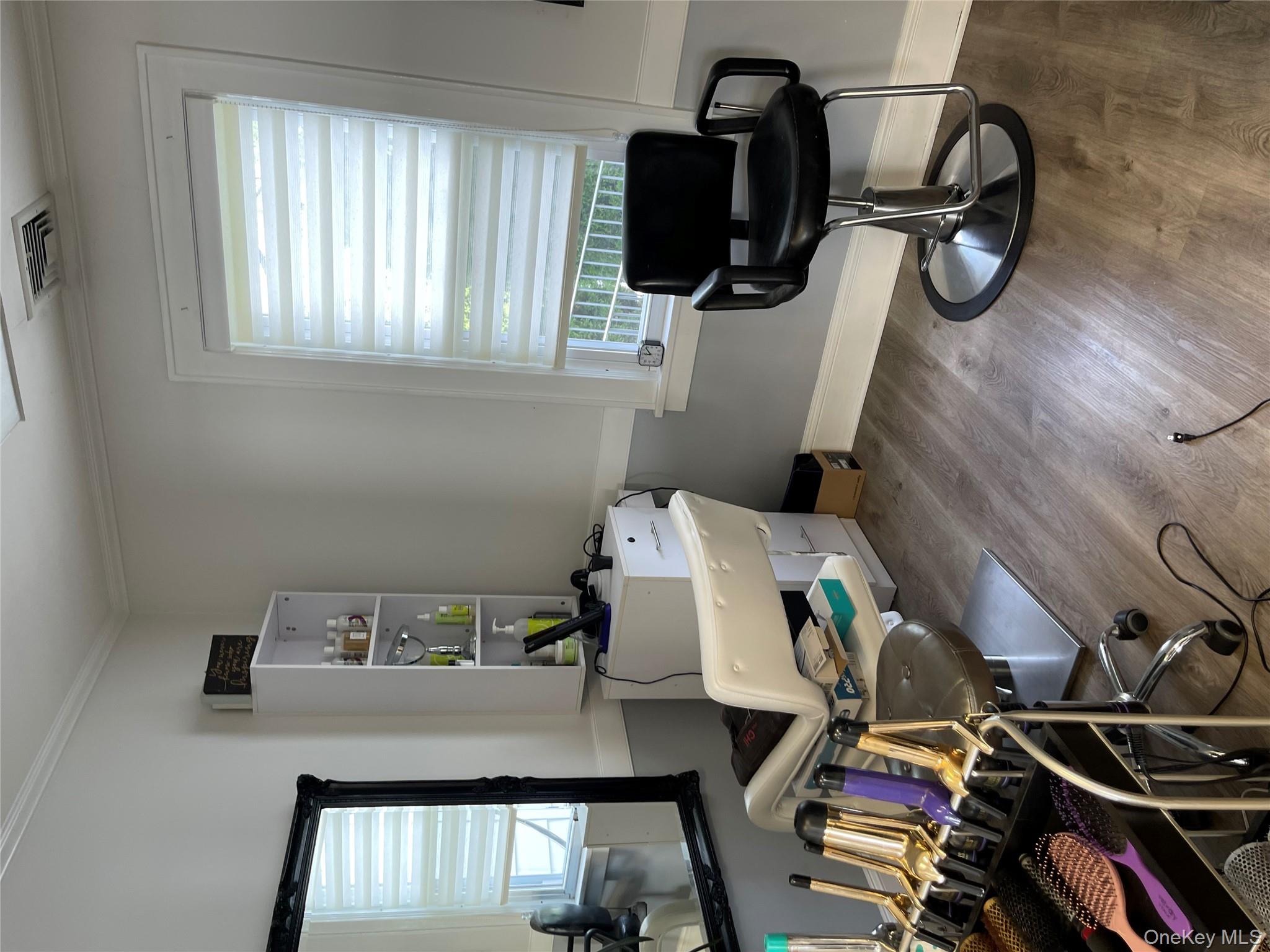 #10 photo, 118 Columbus Avenue, Valhalla , NY 10595