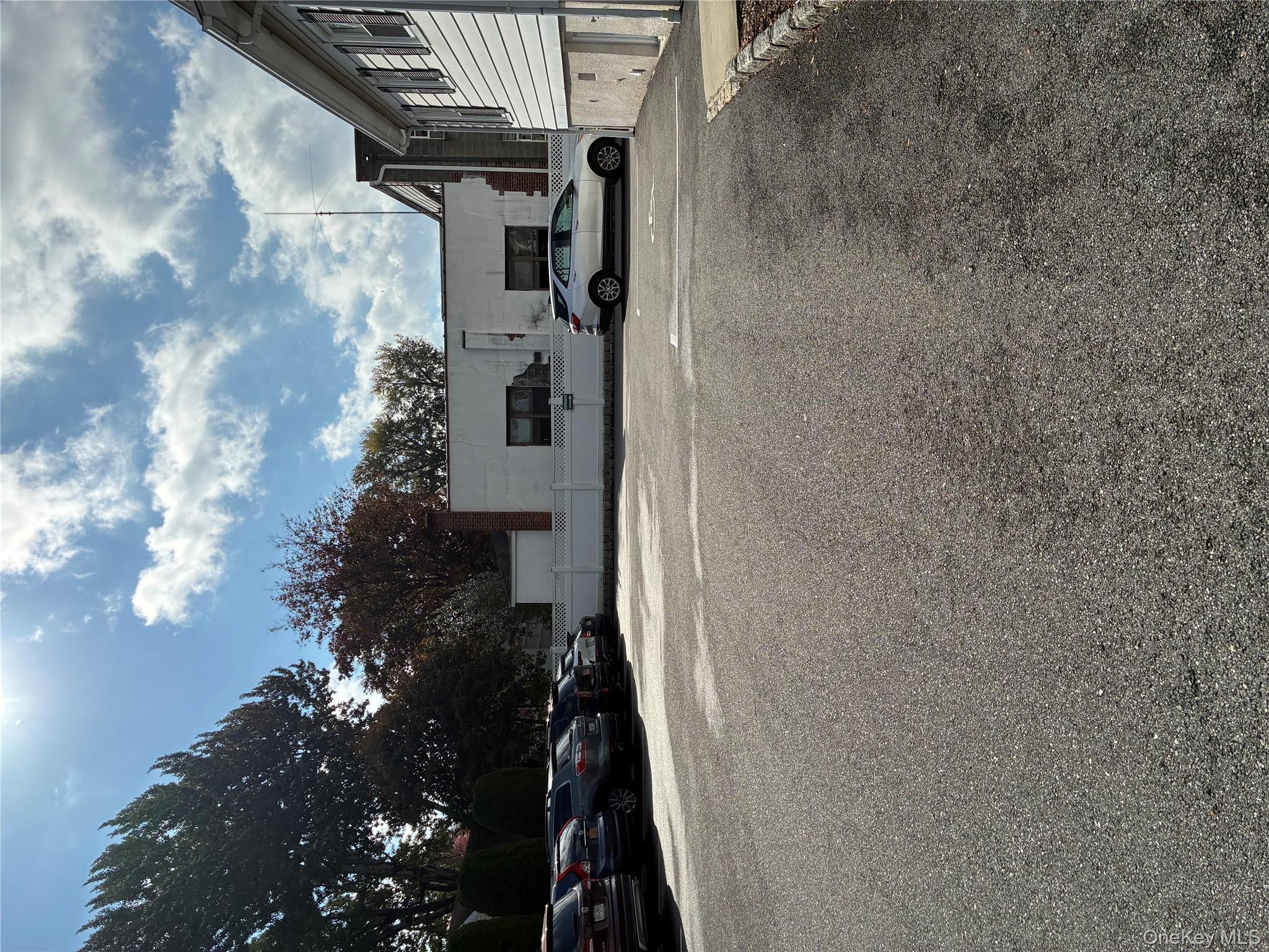 #3 photo, 118 Columbus Avenue, Valhalla , NY 10595