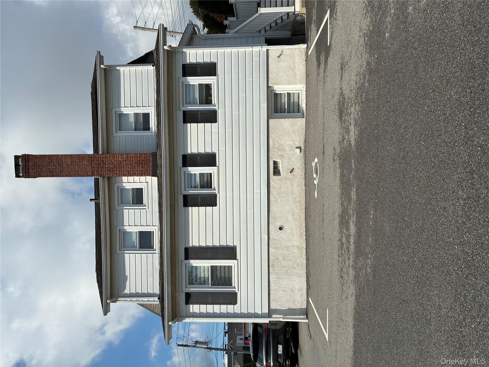 #4 photo, 118 Columbus Avenue, Valhalla , NY 10595