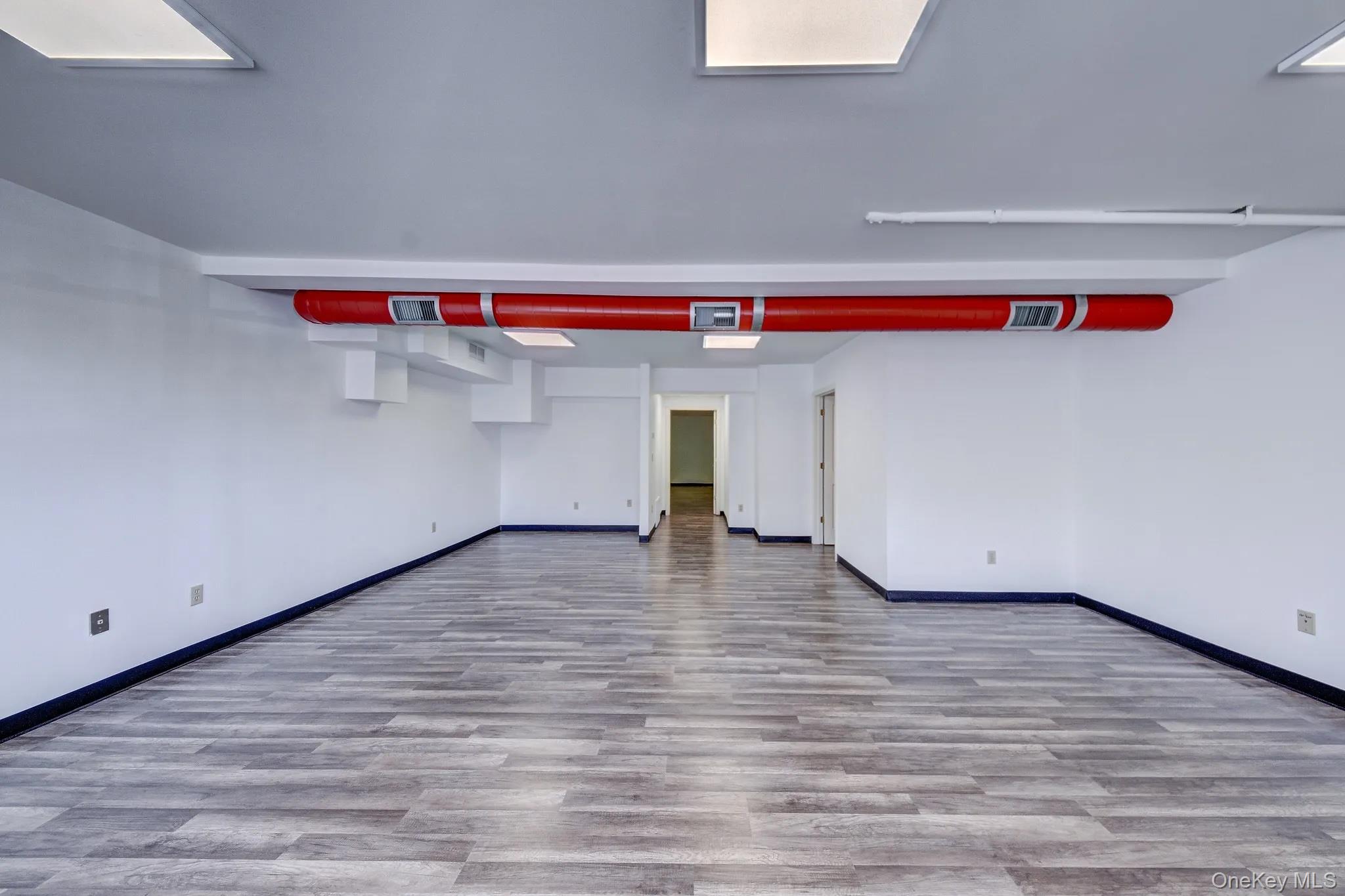 #4 photo, 184 Broadway, Newburgh , NY 12550