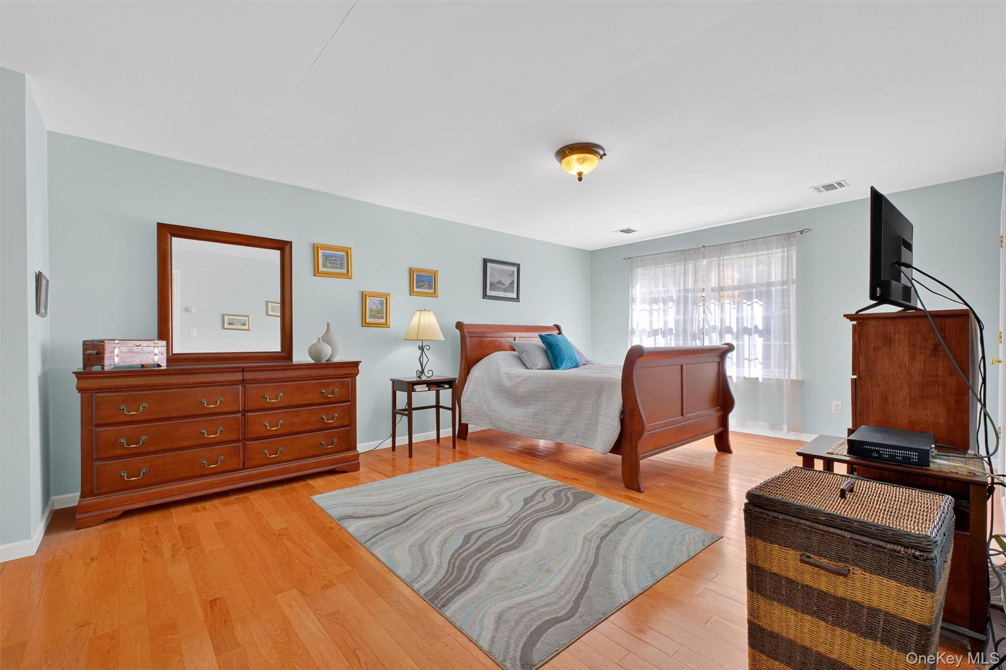 #16 photo, 1356 Longview Avenue, Peekskill , NY 10566