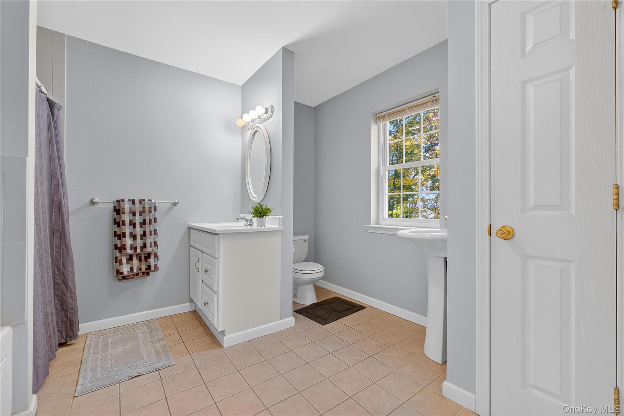 #19 photo, 1356 Longview Avenue, Peekskill , NY 10566